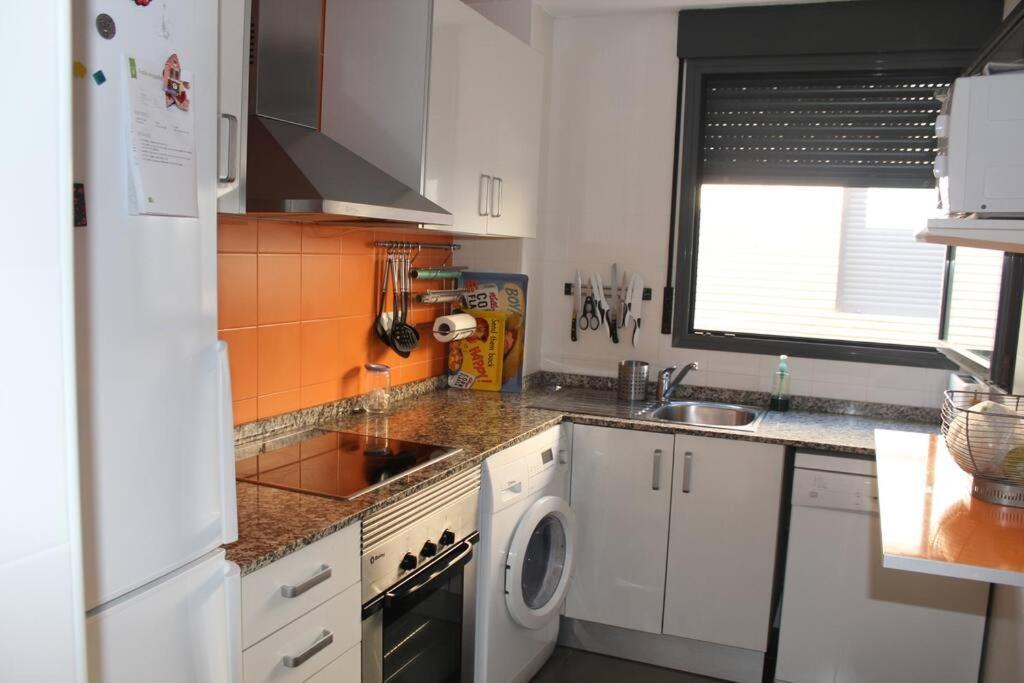 Confortable Beach Appartment With Views To The Sea بوسول المظهر الخارجي الصورة